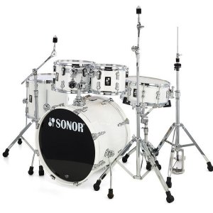 מערכת תופים Sonor AQ1 - בס 22"- 5 תופים - צבע לבן